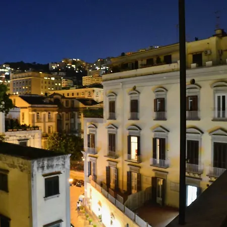 2 Camere Con Pianoforte Naples Exterior photo
