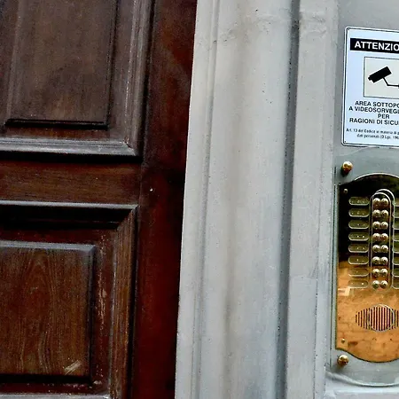 2 Camere Con Pianoforte Naples Exterior photo